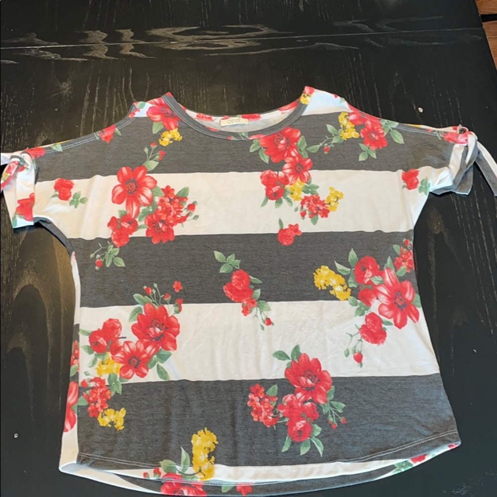 Oddly Top
